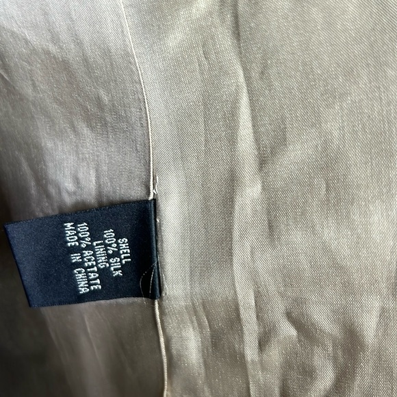 ADRIANNA WOMEN’S TAN OPEN JACKET 100% SILK SHELL WITH BEAD DETAIL SZ 6 - Picture 6 of 8